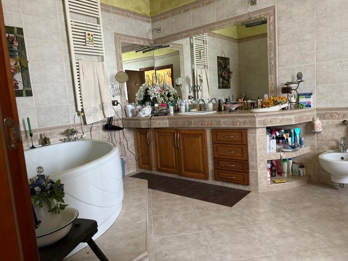 La Frasca Bed & Breakfast Coltaro Екстериор снимка