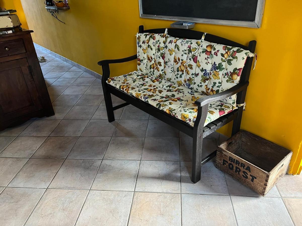 La Frasca Bed & Breakfast Coltaro Екстериор снимка