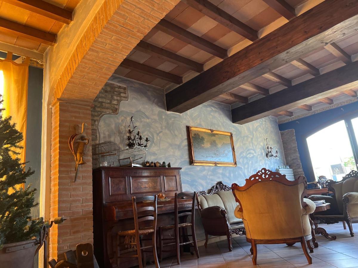 La Frasca Bed & Breakfast Coltaro Екстериор снимка