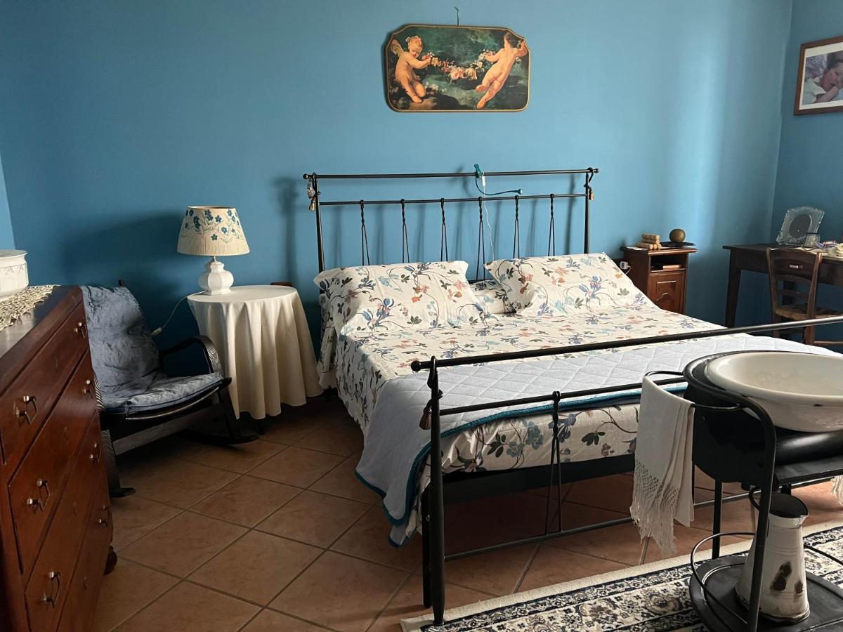 La Frasca Bed & Breakfast Coltaro Екстериор снимка